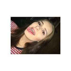 Meet your Posher, Mackenzie